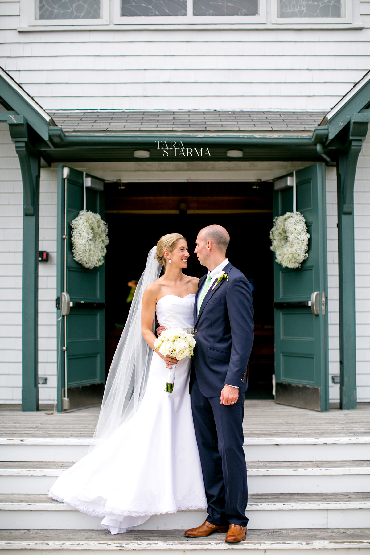 BlockIsland_SullivanHouseWedding_046